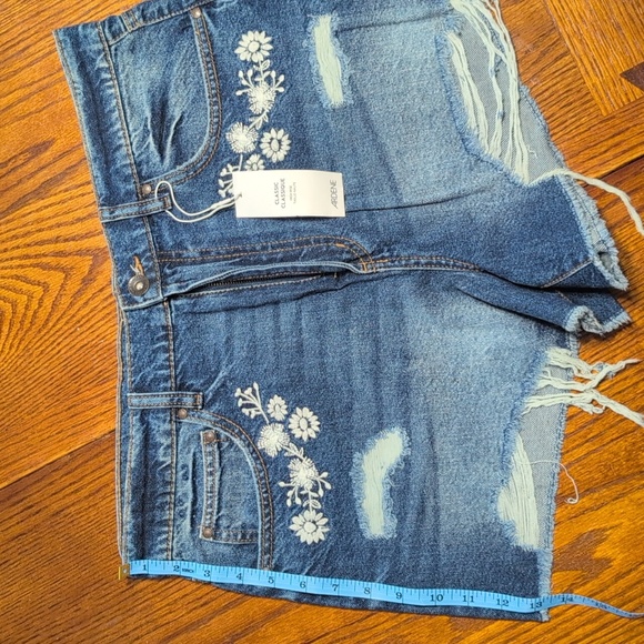 Ardene shorts size 13 - Picture 2 of 4